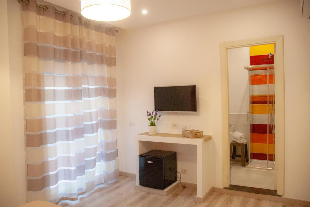 Sorrento Comfort Rooms Con Piscina المظهر الخارجي الصورة