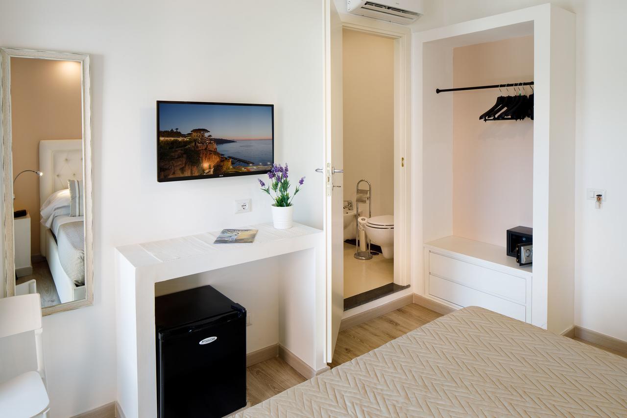 Sorrento Comfort Rooms Con Piscina المظهر الخارجي الصورة